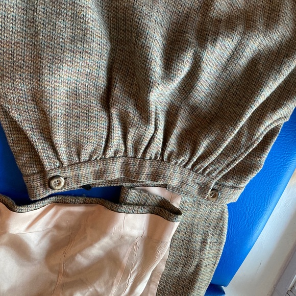 RARE & BURBERRY ESQUE Saks fifth avenues ladies suit SZ 7. Skirt & lined jacket - Picture 10 of 16